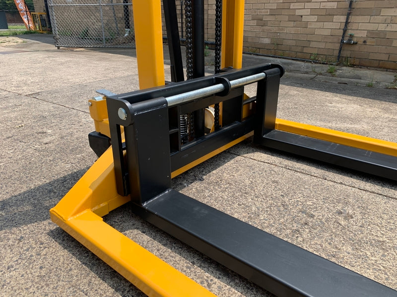 1T Manual Pallet Stacker Lift 2.5m, Straddle Leg Lift & Pallet Stacker